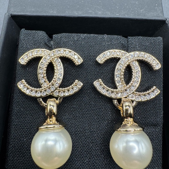 CHANEL Gold Tone  Pearl Drop Earrings - Picture 3 of 5